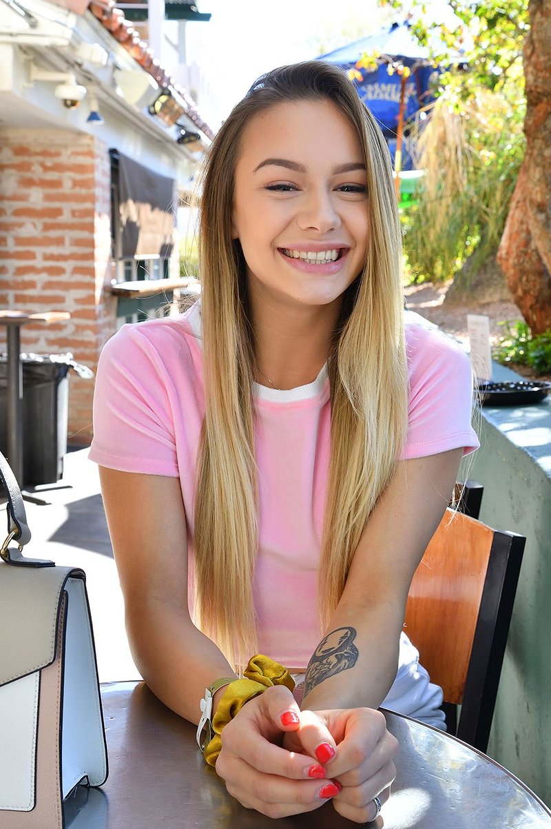 Оксана, 25 лет, 1 размер груди